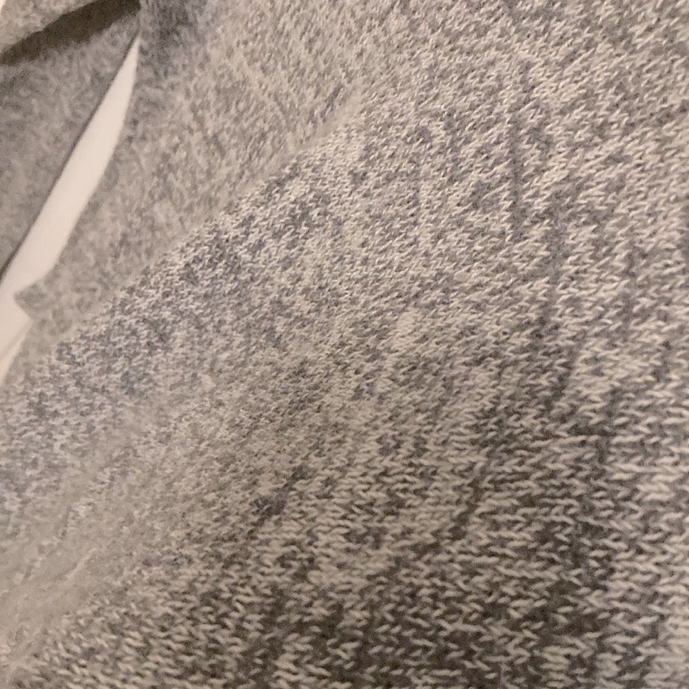 gray sweater - Picture 4 of 4